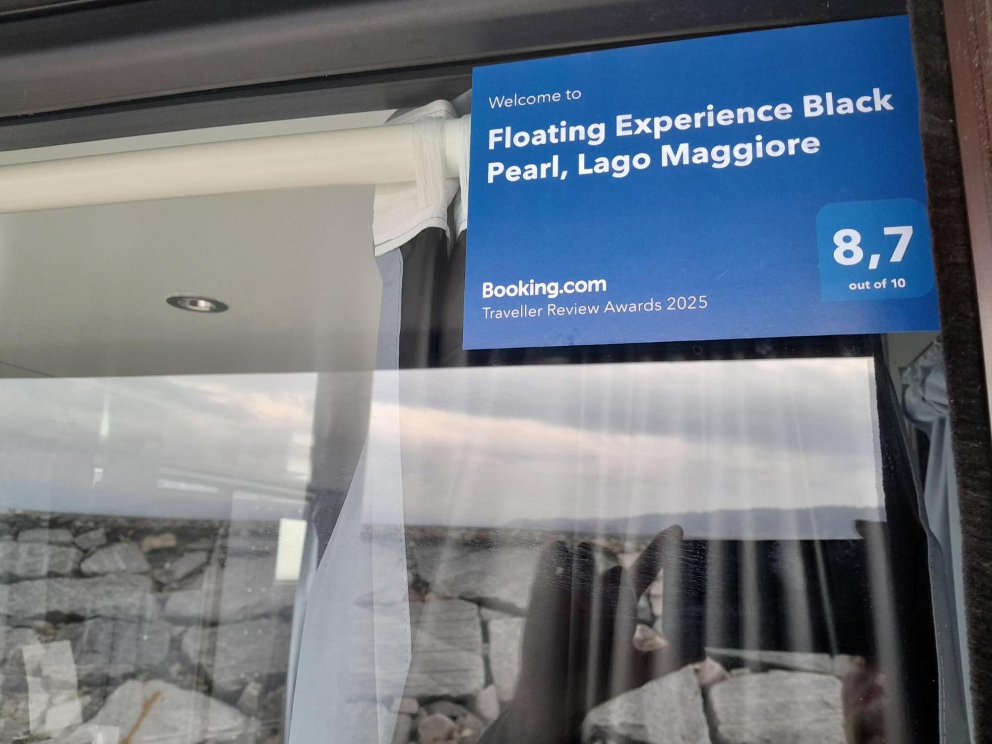 Floating Experience Black Pearl, Lago Maggiore Dormelletto Eksteriør billede